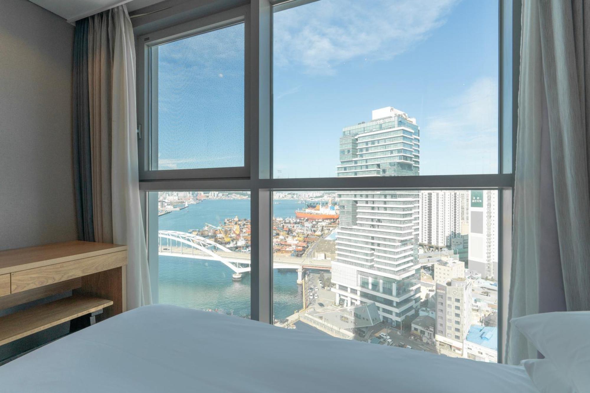 Northharbor Hotel Busan Bagian luar foto