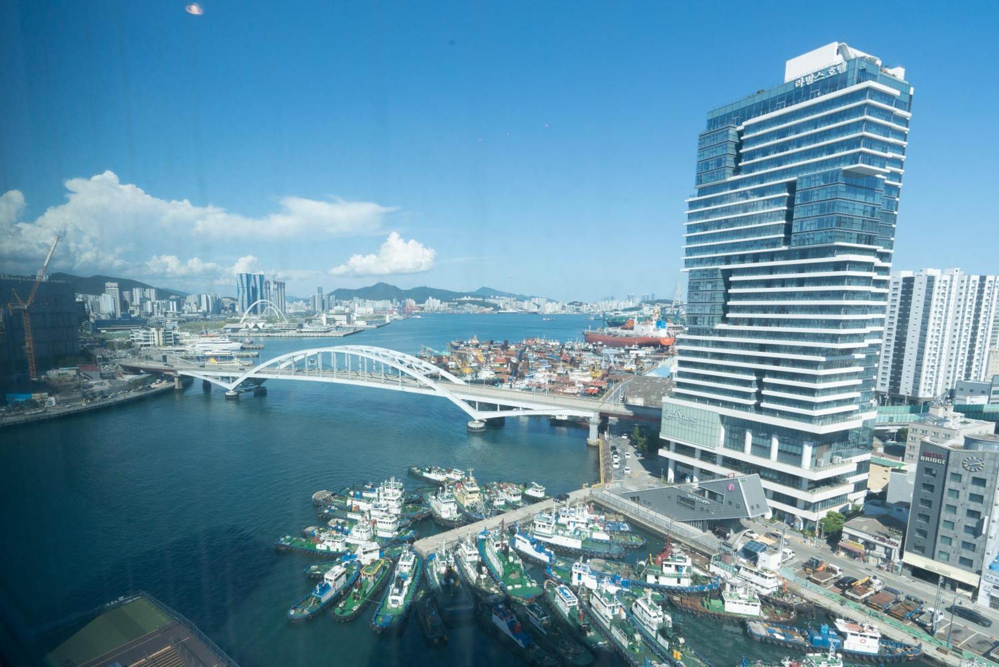 Northharbor Hotel Busan Bagian luar foto
