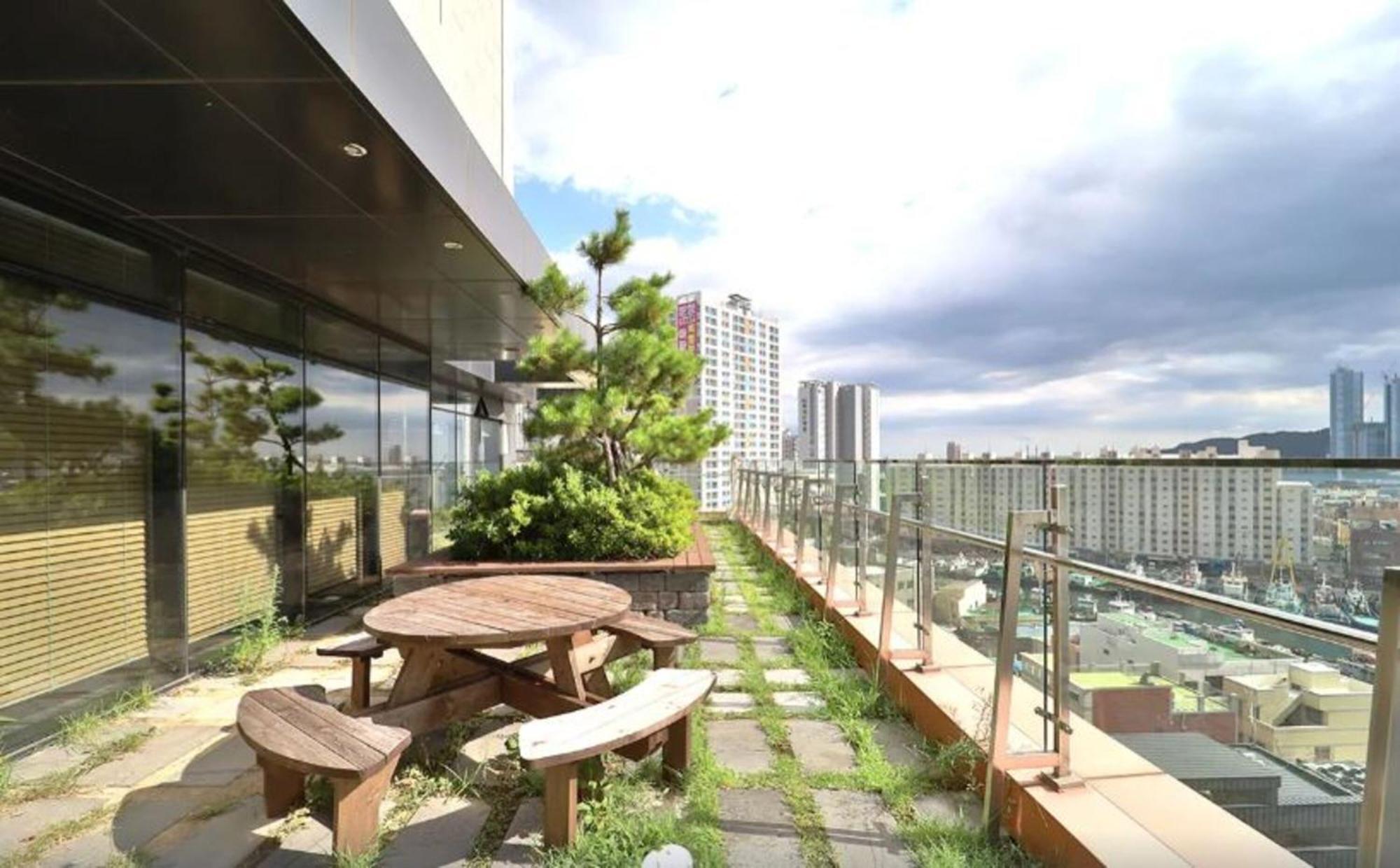 Northharbor Hotel Busan Bagian luar foto