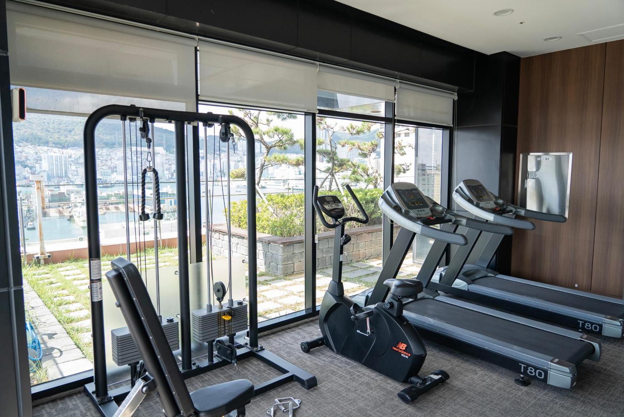 Northharbor Hotel Busan Bagian luar foto