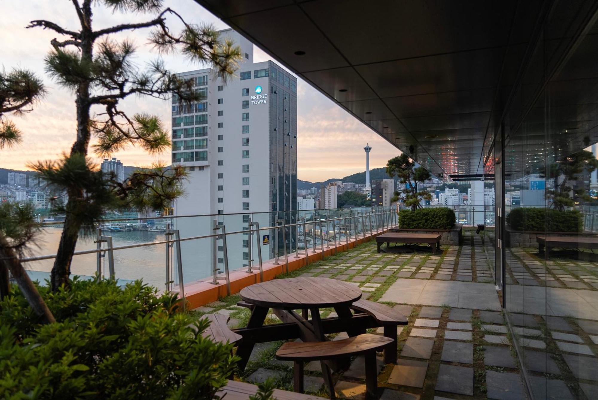 Northharbor Hotel Busan Bagian luar foto
